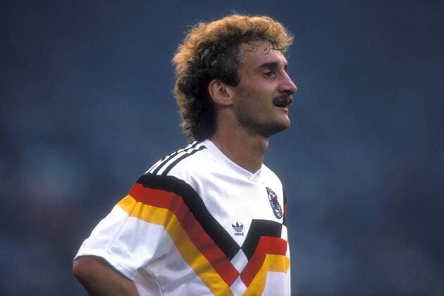 Rudi Völler (BR Deutschland) Fußball Länderspiel Herren EM 1988, Nationalmannschaft, Nationaltrikot, Gruppe A, BRD Porträt Düsseldorf Fußball Länderspiel Herren EM 1988, Nationalmannschaft, Nationaltrikot, Gruppe A, BRD Porträt Düsseldorf
