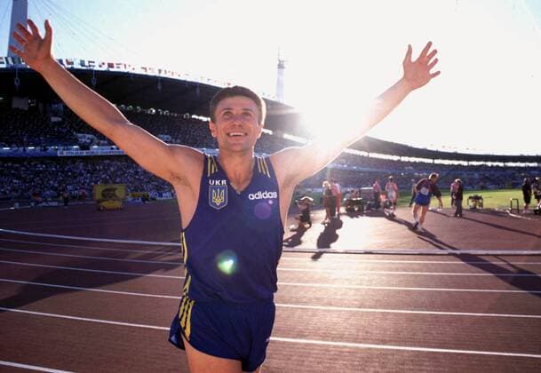 Sergej Bubka (Ukraine) - Weltmeister 1995 im Stabhochsprung Leichtathletik WM Herren WM 1995, Stab, Stabhoch, Stabhochsprung, Nationaltrikot, Vdia Einzelbild Göteborg Begeisterung, Freude, Leichtathletik WM Herren WM 1995, Stab, Stabhoch, Stabhochsprung, Nationaltrikot, Vdia Einzelbild Göteborg Begeisterung, Freude,