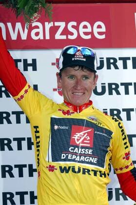 Vladimir Efimkin (Russland Caisse d Epargne) auch nach der 8. Etappe im gelben Trikot des Gesamtführenden - Radsport Herren Tour de Suisse 2007, ProTour, Straßenradsport, Straße, Rad Einzelbild 8. Etappe: Innertkirchen Schwarzsee Freude, Radsport Herren Tour de Suisse 2007, ProTour, Straßenradsport, Straße, Rad Einzelbild 8. Etappe: Innertkirchen Schwarzsee Freude,