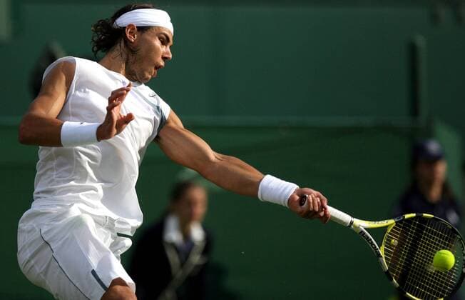 Rafael Nadal (Spanien) -  Tennis Herren All England Championships 2007, Grand Slam, ATP Tour Einzelbild Wimbledon London Dynamik, Tennis Herren All England Championships 2007, Grand Slam, ATP Tour Einzelbild Wimbledon London Dynamik,