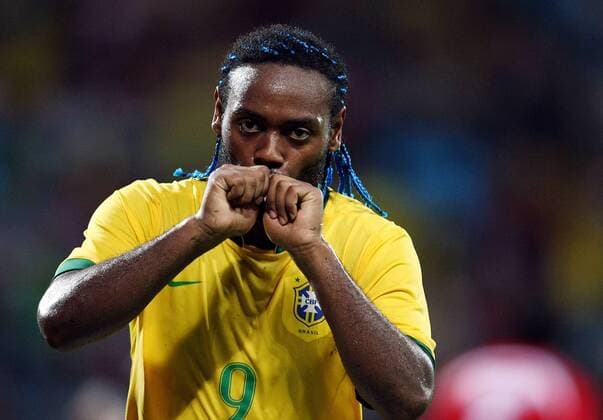 Vagner Love (Brasilien) - Torjubel Fußball Länderspiel Herren Copa America 2007, Amerika, Südamerika, Südamerikameisterschaft, Meisterschaft, Viertelfinale, Einzelbild Puerto La Cruz Freude, Fußball Länderspiel Herren Copa America 2007, Amerika, Südamerika, Südamerikameisterschaft, Meisterschaft, Viertelfinale, Einzelbild Puerto La Cruz Freude,
