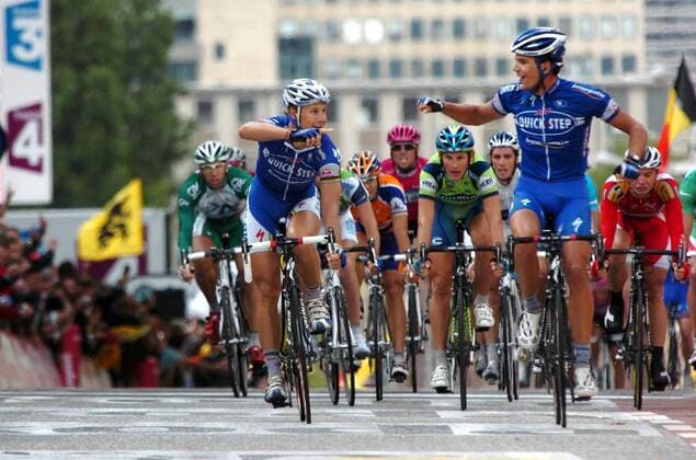 Gert Steegmans (re.) gewinnt die 2. Etappe der Tour de France 2007 vor Tom Boonen (beide Belgien Quick Step Innergetic) -  Radsport Herren Tour de France 2007, ProTour, Straßenradsport, Straße, Rad Gruppe 2. Etappe: Dünkirchen - Gent Freude, Radsport Herren Tour de France 2007, ProTour, Straßenradsport, Straße, Rad Gruppe 2. Etappe: Dünkirchen - Gent Freude,