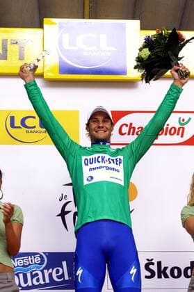 Tom Boonen (Belgien Quick Step Innergetic) nach der 2. Etappe der Tour de France 2007 im grünen Trikot des Punktbesten -  (pan21136) Radsport Herren Tour de France 2007, ProTour, Straßenradsport, Straße, Rad Einzelbild 2. Etappe: Dünkirchen - Gent Freude, Radsport Herren Tour de France 2007, ProTour, Straßenradsport, Straße, Rad Einzelbild 2. Etappe: Dünkirchen - Gent Freude,  