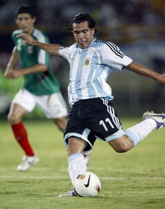 Carlos Tevez (Argentinien) am Ball - Fußball Länderspiel Herren Copa America 2007, Südamerikameisterschaft, Südamerika Meisterschaft, Amerika, Halbfinale Einzelbild Puerto Ordaz Dynamik, Fußball Länderspiel Herren Copa America 2007, Südamerikameisterschaft, Südamerika Meisterschaft, Amerika, Halbfinale Einzelbild Puerto Ordaz Dynamik,