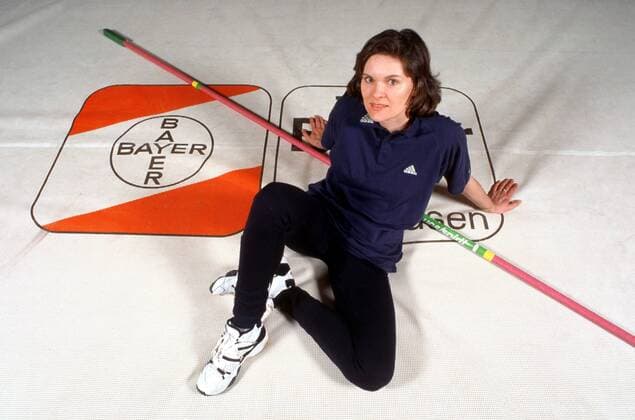 Ulrike Nasse Meyfarth (Deutschland TSV Bayer 04 Leverkusen) Leichtathletik Damen Hochsprung 2000, Fotoshooting Einzelbild Leverkusen Leichtathletik Damen Hochsprung 2000, Fotoshooting Einzelbild Leverkusen