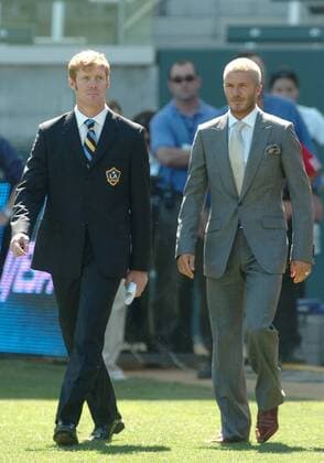 Manager Alexi Lalas (li.) und David Beckham (beide Los Angeles Galaxy) anlässlich der Vorstellung der Neuzugänge - (Icon00752612) Fußball Herren MLS 2007, Major Soccer League, Präsentation, Pressetermin Gruppe Los Angeles, LA L A Fußball Herren MLS 2007, Major Soccer League, Präsentation, Pressetermin Gruppe Los Angeles, LA L A EDITORIAL USE ONLY