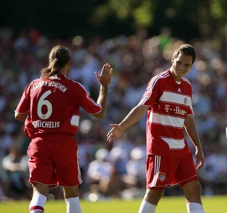 Mats Hummels (re.) und Martin Demichelis (beide Bayern) - Torjubel Fußball 1. BL Herren Saison 2007 2008, Test, Testspiel Vorbereitung Saisonvorbereitung FC Bayern München Gruppe Albstadt Harmonie, Freude, Fußball 1. BL Herren Saison 2007 2008, Test, Testspiel Vorbereitung Saisonvorbereitung FC Bayern München Gruppe Albstadt Harmonie, Freude,