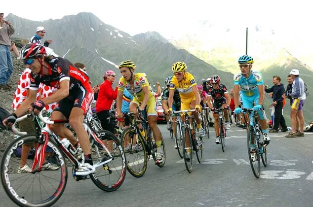 David de la Fuente (Spanien Saunier Duval Prodir, 2.v.li.), Mickael Rasmussen (Dänemark Rabobank, 2.v.re.) und Andreas Klöden (Deutschland Astana, re.) - Radsport Herren Tour de France 2007, ProTour, Straßenradsport, Straße, Rad Gruppe 9. Etappe: Val d Isere - Briancon, dIsere Radsport Herren Tour de France 2007, ProTour, Straßenradsport, Straße, Rad Gruppe 9. Etappe: Val d Isere - Briancon, dIsere