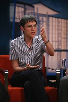 Sylvia Schenk (Deutschland) äußert sich bei Maybrit Illner zum Thema Doping im Radsport Radsport Herren Maybrit Illner 2007, Sendung Fernsehsendung Talksendung Talkshow Talk Show Fernsehen Medien TV Einzelbild o0 Gast, Gäste, Studiogast, Studiogäste, Berlin Radsport Herren Maybrit Illner 2007, Sendung Fernsehsendung Talksendung Talkshow Talk Show Fernsehen Medien TV Einzelbild o0 Gast, Gäste, Studiogast, Studiogäste, Berlin