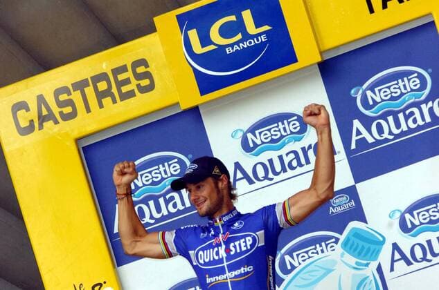Tom Boonen (Belgien Quick Step Innergetic) gewinnt die 12. Etappe der Tour de France 2007 -  Radsport Herren Tour de France 2007, ProTour, Straßenradsport, Straße, Rad, Einzelbild 12. Etappe: Montpellier - Castres Freude, Radsport Herren Tour de France 2007, ProTour, Straßenradsport, Straße, Rad, Einzelbild 12. Etappe: Montpellier - Castres Freude,
