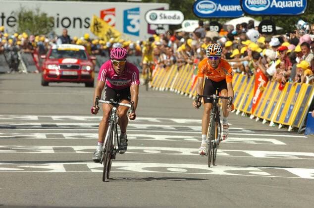 Kim Kirchen (Luxemburg T Mobile, li.) kommt vor Haimar Zubeldia (Spanien Euskaltel Euskadi) in Ziel -  Radsport Herren Tour de France 2007, ProTour, Straßenradsport, Straße, Rad Gruppe 15. Etappe: Foix - Loudenvielle le Louron Radsport Herren Tour de France 2007, ProTour, Straßenradsport, Straße, Rad Gruppe 15. Etappe: Foix - Loudenvielle le Louron