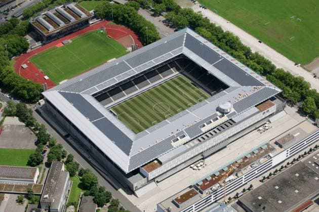 Fußball, Frauen EM 2025, Sportstätte, Stadion Wankdorf in Bern Luftbild des Stade de Suisse - Heimspielstätte der BSC Young Boys Bern und Austragungsort der Euro 2008 Fußball EM Herren Vorschau 2007, EM 2008, Austragungsort, Wettkampfstätte, Spielstätten, Totale Wankdorf, Wankdorfstadion Bern Fußball EM Herren Vorschau 2007, EM 2008, Austragungsort, Wettkampfstätte, Spielstätten, Totale Wankdorf, Wankdorfstadion Bern