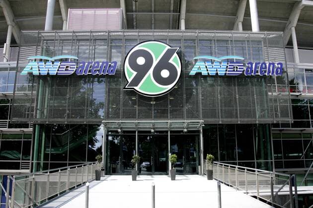 Eingang zur AWD Arena, Heimspielstätte von Hannover 96 Fußball 1. BL Herren Saison 2007 2008, Hannover 96 Einzelbild Hannover Fußball 1. BL Herren Saison 2007 2008, Hannover 96 Einzelbild Hannover