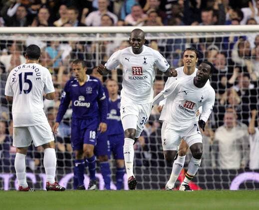 Torjubel Tottenham Hotspurs: Anthony Gardner (Mitte), Darren Bent (re.) und Steed Malbranque - EDITORIAL USE ONLY. No use with unauthorised audio, video, data, fixture lists, club league logos or live services. Online in-match use limited to 120 images, no video emulation. No use in betting, games or single club league player publications. Fußball Herren English Premier League 2007 2008, 1. Englische Liga, Tottenham Hotspurs o0 Hotspur, Spurs, Gruppe London Freude, Fußball Herren English Premier League 2007 2008, 1. Englische Liga, Tottenham Hotspurs o0 Hotspur, Spurs, Gruppe London Freude,