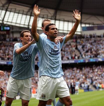 Geovanni (Mitte, Manchester City) - Torjubel - EDITORIAL USE ONLY. No use with unauthorised audio, video, data, fixture lists, club league logos or live services. Online in-match use limited to 120 images, no video emulation. No use in betting, games or single club league player publications. Fußball Herren English Premier League 2007 2008 1. Englische Liga Manchester City Gruppe Manchester Freude, Fußball Herren English Premier League 2007 2008 1. Englische Liga Manchester City Gruppe Manchester Freude,