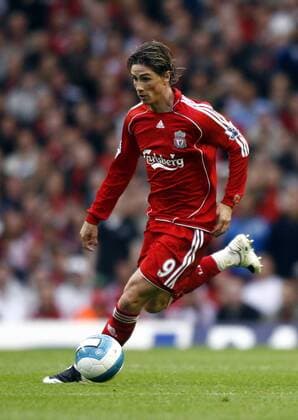 Fernando Torres (Liverpool) am Ball - EDITORIAL USE ONLY. No use with unauthorised audio, video, data, fixture lists, club league logos or live services. Online in-match use limited to 120 images, no video emulation. No use in betting, games or single club league player publications. Fußball Herren English Premier League 2007 2008, 1. Englische Liga, FC Liverpool, Vdig Einzelbild Liverpool Dynamik, Fußball Herren English Premier League 2007 2008, 1. Englische Liga, FC Liverpool, Vdig Einzelbild Liverpool Dynamik,