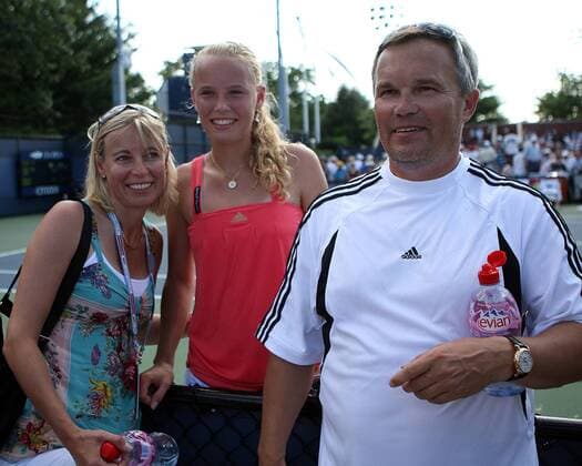 Caroline Wozniacki (Dänemark) mit ihren Eltern Anna und Piotr -  (EN00145288024) Tennis Damen US Open 2007, Grand Slam, WTA Tour Gruppe Flushing Meadow New York, NY, N Y Tennis Damen US Open 2007, Grand Slam, WTA Tour Gruppe Flushing Meadow New York, NY, N Y