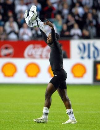 Abdoulrazak Traore (Rosenborg Trondheim) - Schlussjubel in Unterwäsche -  Fußball EC 1 Herren Champions League Qualifikation 2007 2008, Rosenborg BK Trondheim Einzelbild Trondheim Freude, Fußball EC 1 Herren Champions League Qualifikation 2007 2008, Rosenborg BK Trondheim Einzelbild Trondheim Freude,