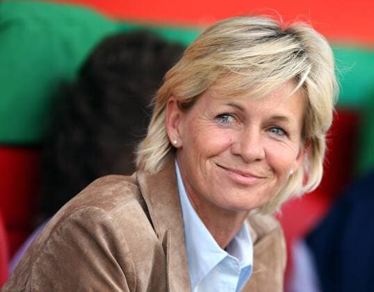 Bundestrainerin Silvia Neid (Deutschland) Fußball Länderspiel Damen Testspiel 2007, Test, Nationalteam, Deutschland, Frauen, Frauenfußball Porträt o0 Freundschaftsspiel Mainz Fußball Länderspiel Damen Testspiel 2007, Test, Nationalteam, Deutschland, Frauen, Frauenfußball Porträt o0 Freundschaftsspiel Mainz