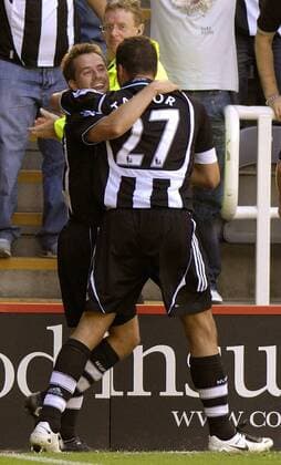 Michael Owen (li.) und Steven Taylor (beide Newcastle) - Torjubel - EDITORIAL USE ONLY. No use with unauthorised audio, video, data, fixture lists, club league logos or live services. Online in-match use limited to 120 images, no video emulation. No use in betting, games or single club league player publications. Fußball Herren English Premier League 2007 2008, 1. Englische Liga, Newcastle United Gruppe Newcastle Freude, Fußball Herren English Premier League 2007 2008, 1. Englische Liga, Newcastle United Gruppe Newcastle Freude,