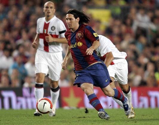 Lionel Messi (FC Barcelona) am Ball -  Fußball Herren Trofeo Joan Gamper 2007, Test Testspiel, FC Barcelona - FC Internazionale Mailand 5:0, Barca, Vdig Einzelbild Barcelona Dynamik, Fußball Herren Trofeo Joan Gamper 2007, Test Testspiel, FC Barcelona - FC Internazionale Mailand 5:0, Barca, Vdig Einzelbild Barcelona Dynamik,