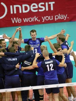 Schlussjubel Finnland - Volleyball Länderspiel Herren EM 2007, Länderspiel, Nationalmannschaft, Nationaltrikot, Finnland Gruppe Moskau Freude, Begeisterung, Volleyball Länderspiel Herren EM 2007, Länderspiel, Nationalmannschaft, Nationaltrikot, Finnland Gruppe Moskau Freude, Begeisterung,
