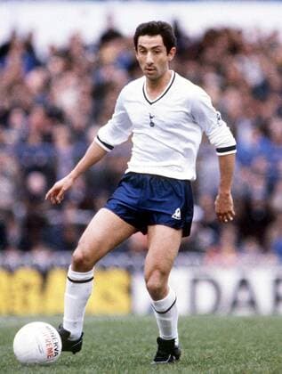 Osvaldo Ardiles (Tottenham Hotspur) am Ball -  Fußball Herren English Football League First Division 1980 1981, One, 1. Englische Liga, Tottenham Hotspurs, Spurs Einzelbild London Dynamik, Fußball Herren English Football League First Division 1980 1981, One, 1. Englische Liga, Tottenham Hotspurs, Spurs Einzelbild London Dynamik,
