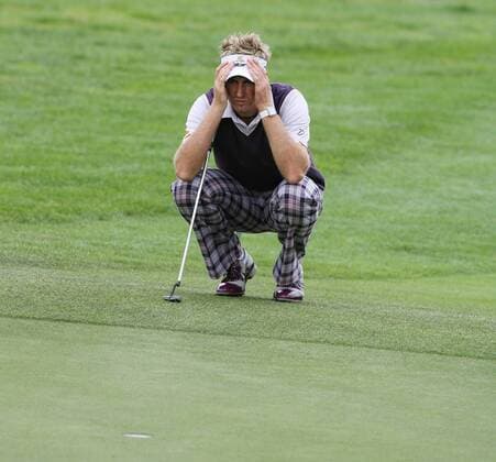 Ian Poulter (England) nachdenklich Golf Herren Mercedes Benz Championship Pro AM 2007 Einzelbild Köln Golf Herren Mercedes Benz Championship Pro AM 2007 Einzelbild Köln