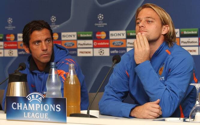 Torwart Timo Hildebrand (re.) und Trainer Enrique Sanchez Flores (beide Valencia) während der Pressekonferenz Fußball EC 1 Herren Champions League 2007 2008, Valencia CF, FC, Pressekonferenz, Pressetermin Gruppe Gelsenkirchen Fußball EC 1 Herren Champions League 2007 2008, Valencia CF, FC, Pressekonferenz, Pressetermin Gruppe Gelsenkirchen
