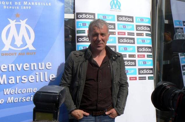 Erik Gerets wird während einer Pressekonferenz als neuer Trainer bei Olympique Marseille vorgestellt -  (pan22461) Fußball Herren Ligue 1 2007 2007, 1. Französische Liga, Olympique Marseille, OM Einzelbild Marseille Fußball Herren Ligue 1 2007 2007, 1. Französische Liga, Olympique Marseille, OM Einzelbild Marseille 