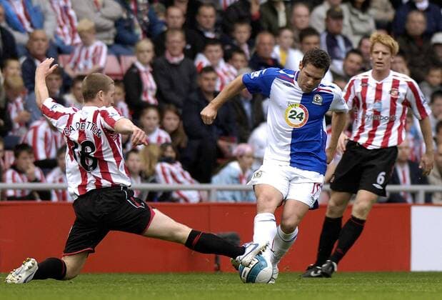 David Dunn (Blackburn, Mitte) gegen Grant Leadbitter (Sunderland) - EDITORIAL USE ONLY. No use with unauthorised audio, video, data, fixture lists, club league logos or live services. Online in-match use limited to 120 images, no video emulation. No use in betting, games or single club league player publications. Fußball Herren English Premier League 2007 2008, 1. Englische Liga, Sunderland AFC - Blackburn Rovers 1:2 Gruppe Sunderland Dynamik, Kampf, Fußball Herren English Premier League 2007 2008, 1. Englische Liga, Sunderland AFC - Blackburn Rovers 1:2 Gruppe Sunderland Dynamik, Kampf,