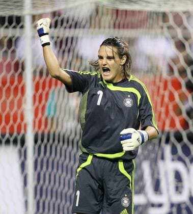 Torhüterin Nadine Angerer (Deutschland) jubelt nach dem gehaltenen Elfmeter im WM Finale Fußball Länderspiel Damen WM 2007, Frauen, Frauenfußball, Nationalteam, Nationaltrikot, Finale, Deutschland Einzelbild Shanghai Freude, Begeisterung, Fußball Länderspiel Damen WM 2007, Frauen, Frauenfußball, Nationalteam, Nationaltrikot, Finale, Deutschland Einzelbild Shanghai Freude, Begeisterung,