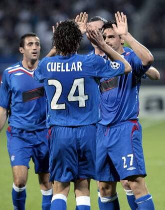 Lee McCulloch (re.) und Cuellar Carlos Javier (beide Glasgow Rangers) -Torjubel Fußball EC 1 Herren Champions League 2007 2008 Gruppe Lyon Freude, Fußball EC 1 Herren Champions League 2007 2008 Gruppe Lyon Freude,