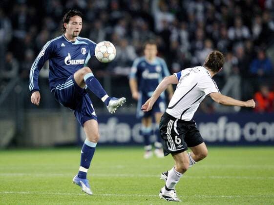 Kevin Kuranyi (Schalke, li.) am Ball -  Fußball EC 1 Herren Champions League 2007 2008, Rosenborg BK Trondheim - FC Schalke 04 0:2 Gruppe Trondheim Dynamik, Fußball EC 1 Herren Champions League 2007 2008, Rosenborg BK Trondheim - FC Schalke 04 0:2 Gruppe Trondheim Dynamik,