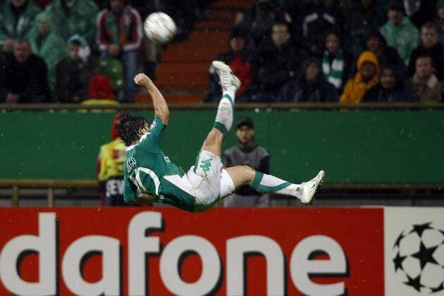 Diego (Bremen) - Fallrückzieher Fußball EC 1 Herren Champions League 2007 2008, SV Werder Bremen Einzelbild Bremen Dynamik, Fußball EC 1 Herren Champions League 2007 2008, SV Werder Bremen Einzelbild Bremen Dynamik,
