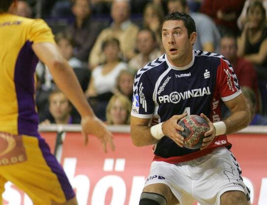 Blazenko Lackovic (Flensburg) am Ball Handball 1. BL Herren Saison 2007 2008, SG Flensburg Handewitt Einzelbild Berlin Handball 1. BL Herren Saison 2007 2008, SG Flensburg Handewitt Einzelbild Berlin