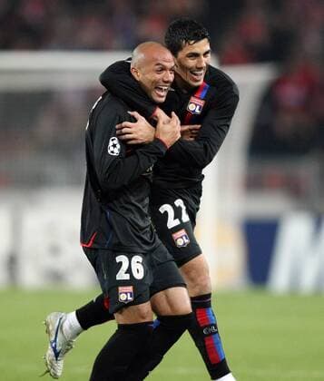 Fabio dos Santos (li.) und Anderson (beide Lyon) - Torjubel Fußball EC 1 Herren Champions League 2007 2008, Olympique Lyonnais, OL Gruppe Stuttgart Freude, Fußball EC 1 Herren Champions League 2007 2008, Olympique Lyonnais, OL Gruppe Stuttgart Freude,