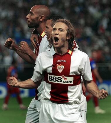 Diego Capel (re.), Frederic Kanoute (li.) und Luis Fabiano (alle FC Sevilla) - Torjubel -  - NOxONLINExUSE Fußball EC 1 Herren Champions League 2007 2008, FC Sevilla, Vdig Gruppe Estadio Ramon Sanchez Pizjuan Sevilla Freude, Begeisterung, Fußball EC 1 Herren Champions League 2007 2008, FC Sevilla, Vdig Gruppe Estadio Ramon Sanchez Pizjuan Sevilla Freude, Begeisterung,