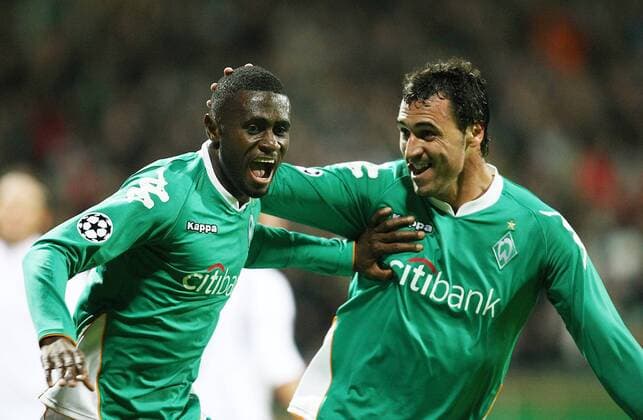 Boubacar Sanogo (li.) und Hugo Almeida (beide Bremen) - Torjubel Fußball EC 1 Herren Champions League 2007 2008, SV Werder Bremen Gruppe Bremen Freude, Begeisterung, Fußball EC 1 Herren Champions League 2007 2008, SV Werder Bremen Gruppe Bremen Freude, Begeisterung,