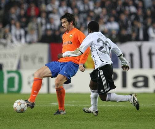 David Albelda (Valencia, li.) gegen Abdoulrazak Traore (Rosenborg Trondheim) -  - NOxONLINExUSE Fußball EC 1 Herren Champions League 2007 2008, Rosenborg BK Trondheim - Valencia CF 2:0 Gruppe Trondheim Dynamik, Fußball EC 1 Herren Champions League 2007 2008, Rosenborg BK Trondheim - Valencia CF 2:0 Gruppe Trondheim Dynamik,