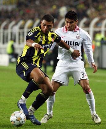Colin Kazim Richards (Fenerbahce, li.) gegen Carlos Salcido (Eindhoven) -  Fußball EC 1 Herren Champions League 2007 2008, Fenerbahce SK Istanbul - PSV Eindhoven 2:0 Gruppe Istanbul Dynamik, Fußball EC 1 Herren Champions League 2007 2008, Fenerbahce SK Istanbul - PSV Eindhoven 2:0 Gruppe Istanbul Dynamik,