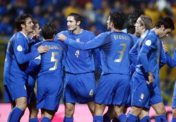 Torjubel Italien, u.a. Giorgio Chiellini (Mitte) -  Fußball Länderspiel Herren EM Qualifikation 2007, Nationalteam, Nationaltrikot, Gruppe Modena Freude, Fußball Länderspiel Herren EM Qualifikation 2007, Nationalteam, Nationaltrikot, Gruppe Modena Freude,