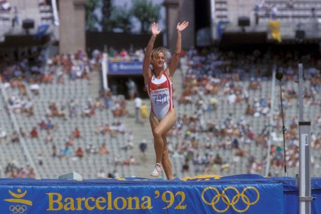 Birgit Clarius (Deutschland) jubelt Leichtathletik OS Sommer Damen Olympische Spiele Barcelona 1992, Sommerspiele, Nationaltrikot Einzelbild Aufnahmedatum geschätzt Barcelona Freude, Leichtathletik OS Sommer Damen Olympische Spiele Barcelona 1992, Sommerspiele, Nationaltrikot Einzelbild Aufnahmedatum geschätzt Barcelona Freude,