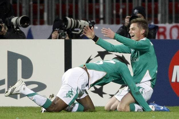 Markus Rosenberg (re.) und Torschütze Boubacar Sanogo (beide Bremen) - Torjubel Fußball EC 1 Herren Champions League 2007 2008, SV Werder Bremen Gruppe Bremen Freude, Fußball EC 1 Herren Champions League 2007 2008, SV Werder Bremen Gruppe Bremen Freude,