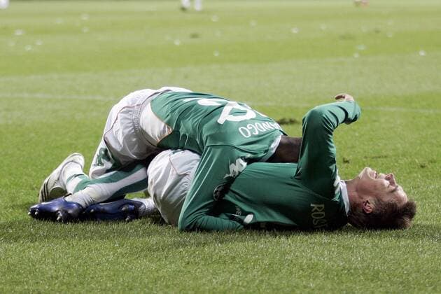 Boubacar Sanogo (li.) und Markus Rosenberg (beide Bremen) - Torjubel am Boden Fußball EC 1 Herren Champions League 2007 2008, SV Werder Bremen Gruppe Bremen Glück, Freude, Enttäuschung, Fußball EC 1 Herren Champions League 2007 2008, SV Werder Bremen Gruppe Bremen Glück, Freude, Enttäuschung,