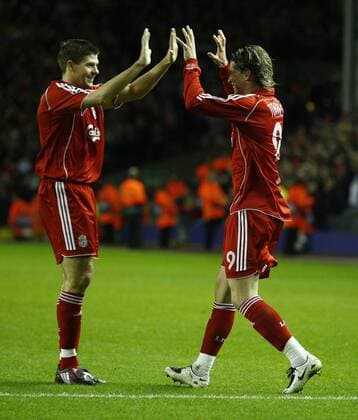 Steven Gerrard (li.) und Fernando Torres (beide Liverpool) - Torjubel - EDITORIAL USE ONLY. No use with unauthorised audio, video, data, fixture lists, club league logos or live services. Online in-match use limited to 120 images, no video emulation. No use in betting, games or single club league player publications. Fußball EC 1 Herren Champions League 2007 2008, FC Liverpool Gruppe Liverpool Freude, Fußball EC 1 Herren Champions League 2007 2008, FC Liverpool Gruppe Liverpool Freude,