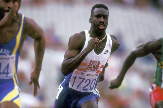 Michael Johnson (USA) Leichtathletik OS Sommer Herren Olympische Spiele Barcelona 1992, Sommerspiele, Nationaltrikot Einzelbild Aufnahmedatum geschätzt Barcelona Dynamik, Leichtathletik OS Sommer Herren Olympische Spiele Barcelona 1992, Sommerspiele, Nationaltrikot Einzelbild Aufnahmedatum geschätzt Barcelona Dynamik,