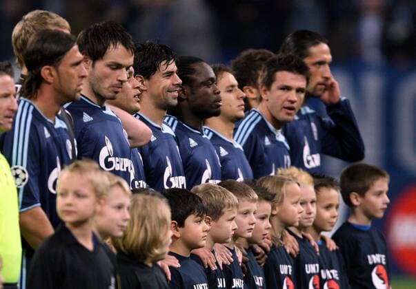 Mannschaftsvorstellung Schalke, v.li.: Marcelo Jose Bordon, Heiko Westermann, Carlos Grossmüller, Gerald Asamoah, Rafinha, Zlatan Bajramovic und Kevin Kuranyi Fußball EC 1 Herren Champions League 2007 2008, FC Schalke 04 Totale Gelsenkirchen Fußball EC 1 Herren Champions League 2007 2008, FC Schalke 04 Totale Gelsenkirchen