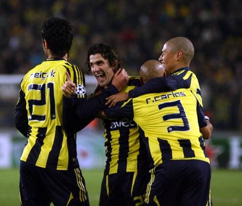 Torjubel Istanbul, v.re. Alex, Roberto Carlos, Ugur Boral und Selcuk Sahin -  Fußball EC 1 Herren Champions League 2007 2008, Fenerbahce Istanbul Gruppe Istanbul Freude, Begeisterung, Fußball EC 1 Herren Champions League 2007 2008, Fenerbahce Istanbul Gruppe Istanbul Freude, Begeisterung,
