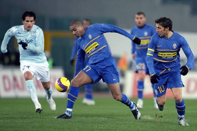 David Trezeguet (Mitte) am Ball, beobachtet von Alessandro del Piero (beide Juventus Turin) und Cristian Ledesma (Lazio Rom, li.) -  Fußball Herren Serie A 2007 2008, 1. Italienische Liga, Lazio Rom - Juventus Turin 2:3, Juve Gruppe Rom Dynamik, Fußball Herren Serie A 2007 2008, 1. Italienische Liga, Lazio Rom - Juventus Turin 2:3, Juve Gruppe Rom Dynamik,